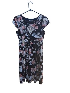 Studio One New York Black Floral Top with Coral & Cream Blooms